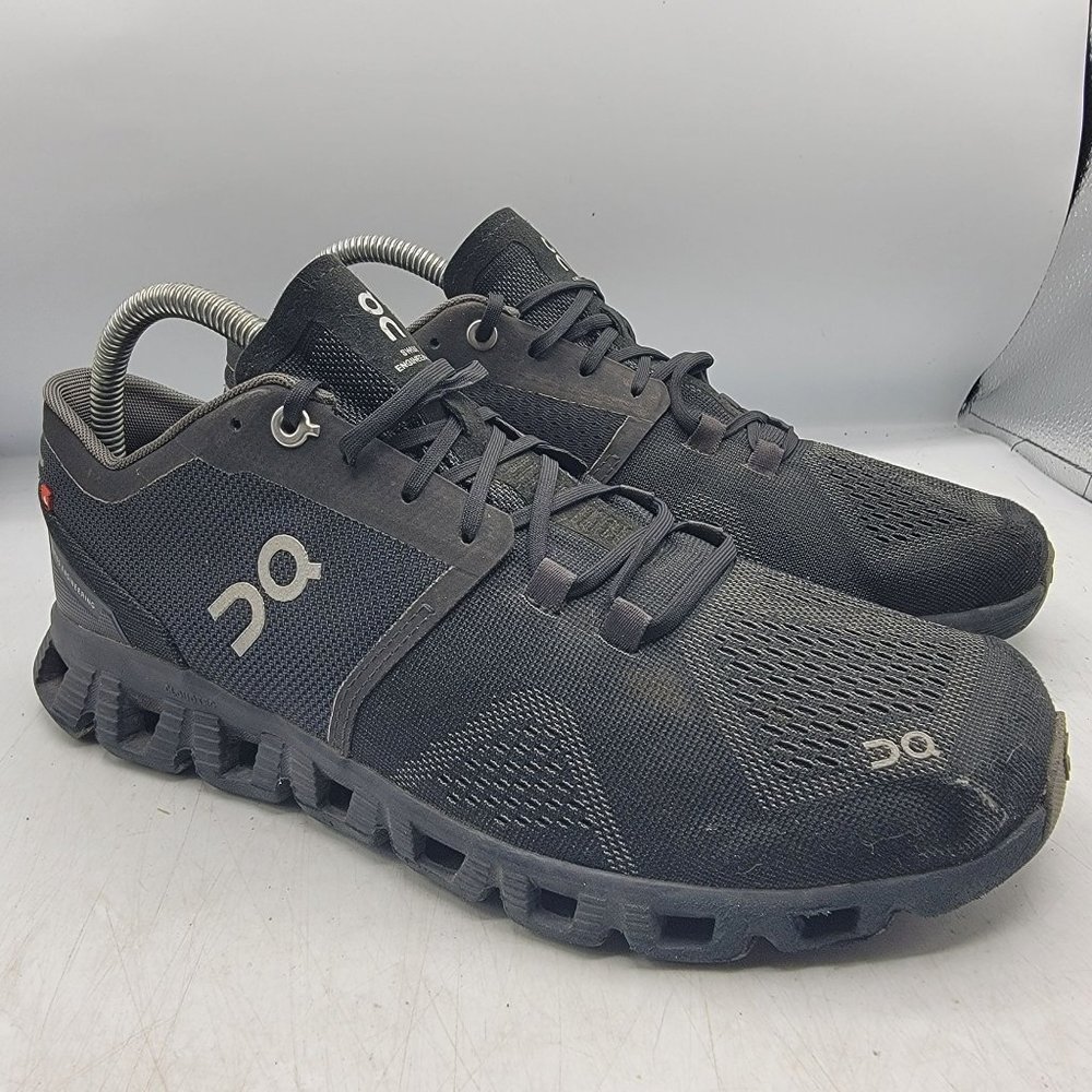 On Cloud X Mens 7.5 Triple Black Asphalt Athletic Sneaker Shoes Running